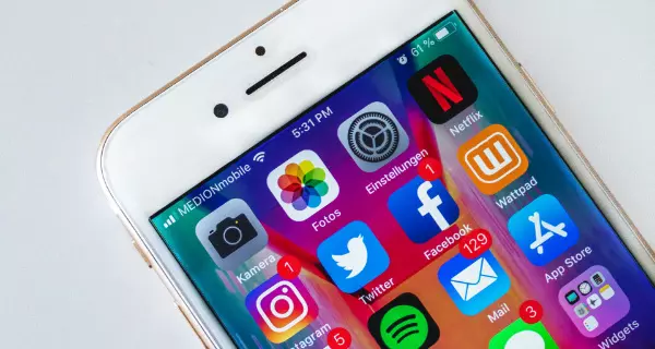 Der Online-Wahlkampf gewinnt immer mehr an Bedeutung, vor allem bei jungen Menschen. Foto: unsplash.com, Sara Kurfeß, 6lcT2kRPvnI 